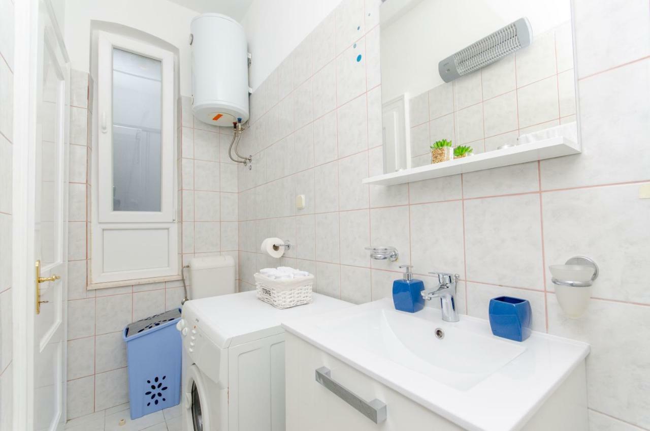 City Core Apartment Split Bagian luar foto