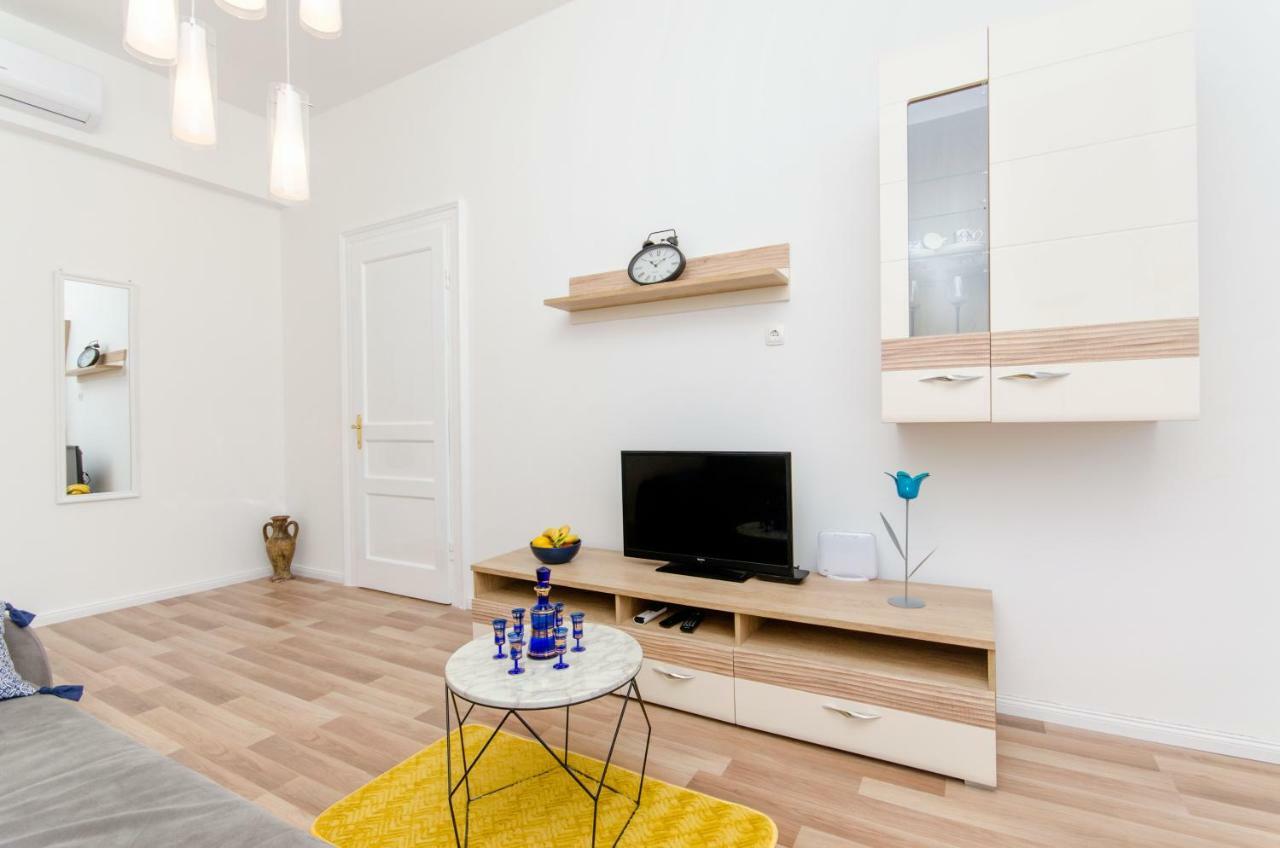 City Core Apartment Split Bagian luar foto