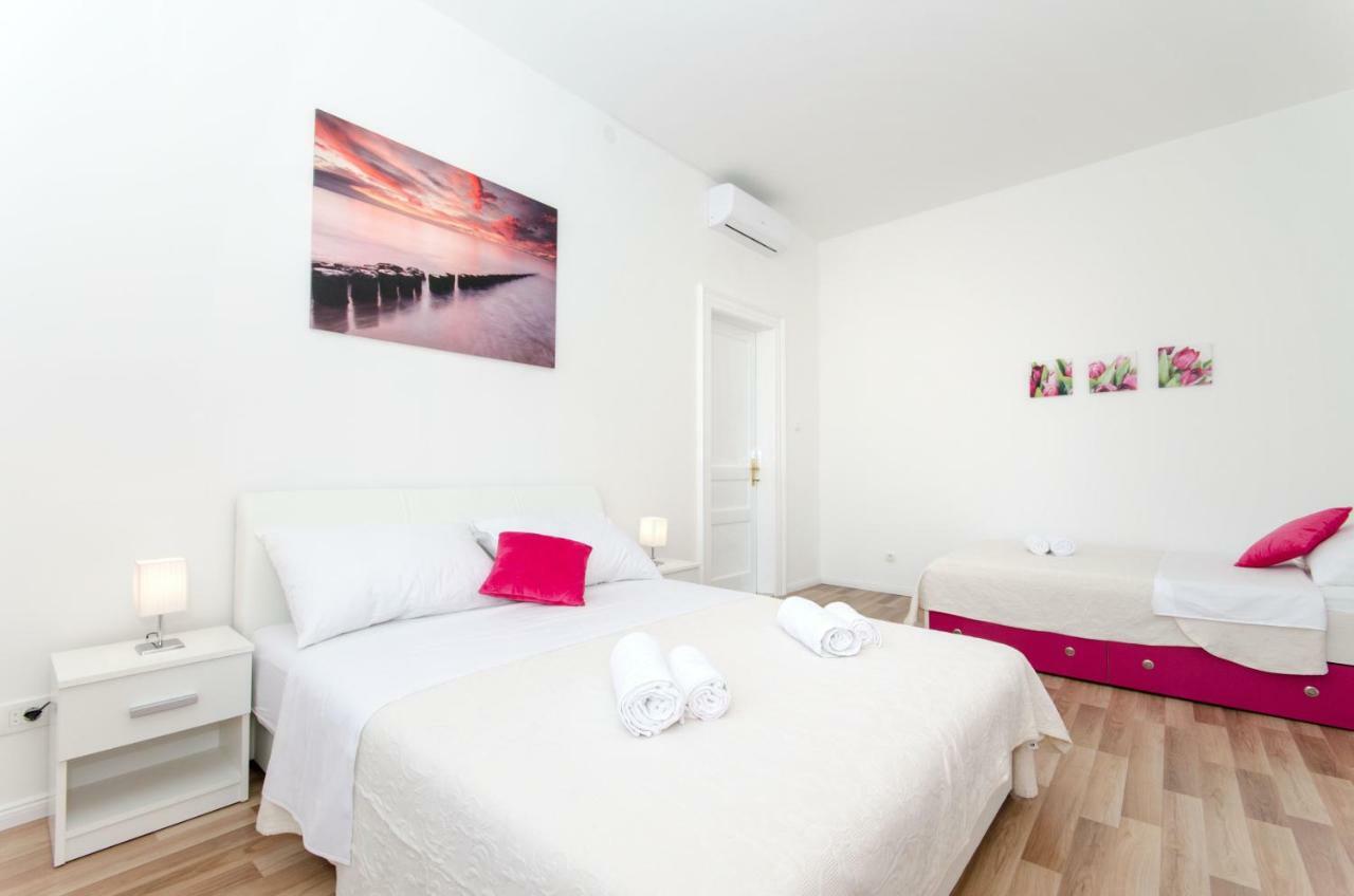 City Core Apartment Split Bagian luar foto