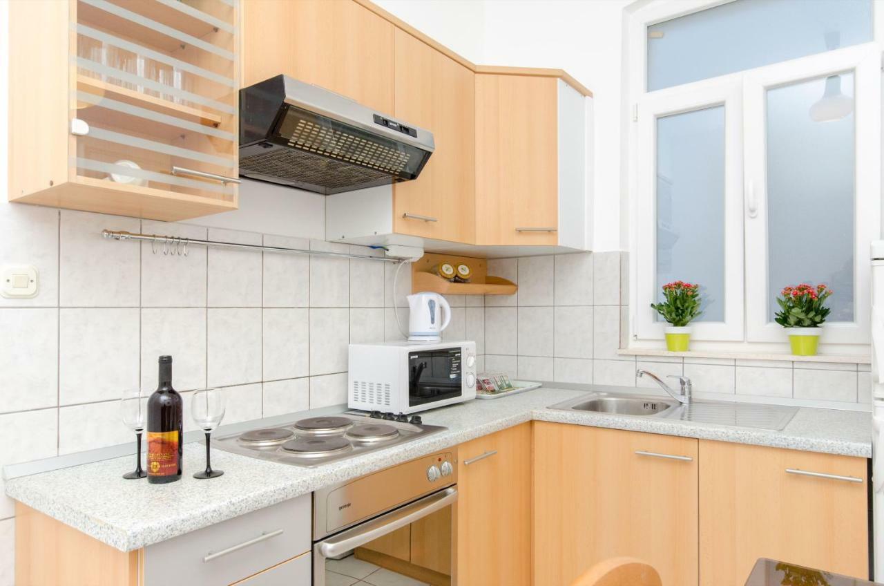 City Core Apartment Split Bagian luar foto